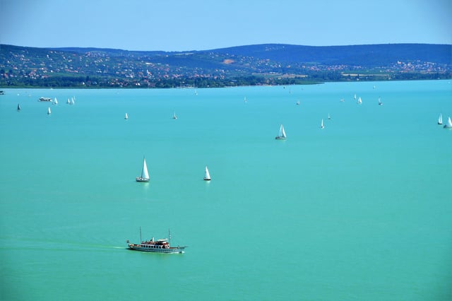 Da Budapest: Tour di un giorno sul lago Balaton