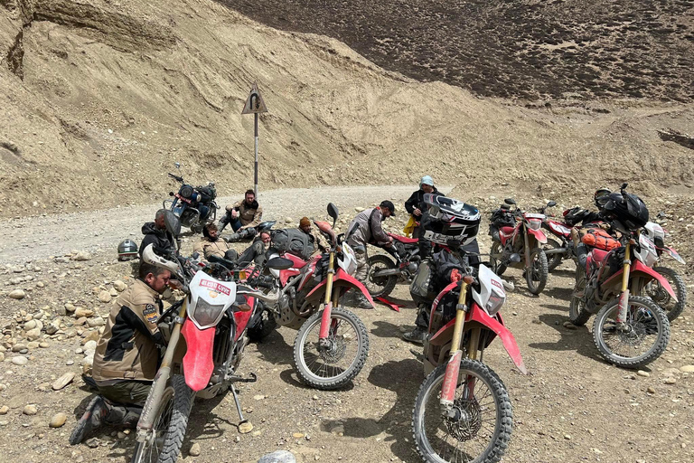 Katmandu: ekologiczna wycieczka motocyklowa po HimalajachKatmandu: Ekologiczna wycieczka motocyklowa po Himalajach