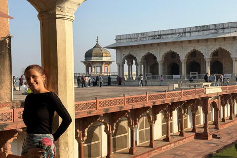 From Delhi: Private Agra & Taj Mahal Tour Only Tour Guide Service in Agra