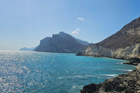 Salalah: 2-Day Tour with Al Mughsail Beach and Wadi Darbat