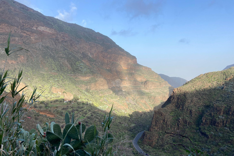 Gran Canaria LET&#039;S GET HIGH!: altitude wines and tapas lunch