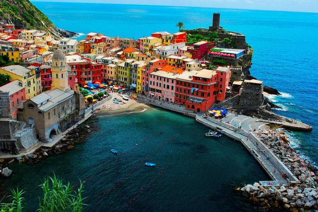 From Florence: Cinque Terre Private Tour