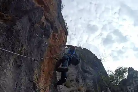 Desde Mostar: Vía Ferrata Blagaj