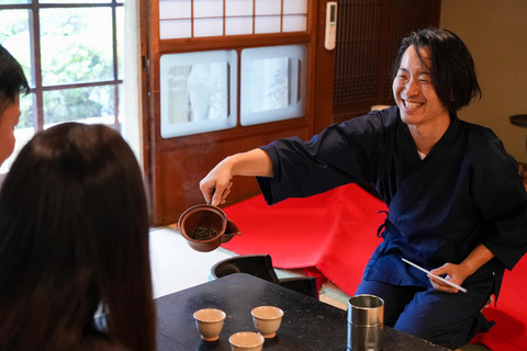 Nara: Hōjicha Roasting Experience in a 120-Year-Old Machiya