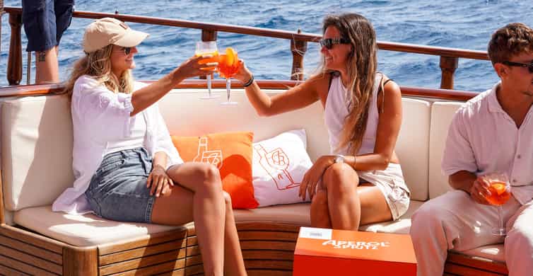 Barcelona: Sunset Sailing Cruise with Live Music photo 12