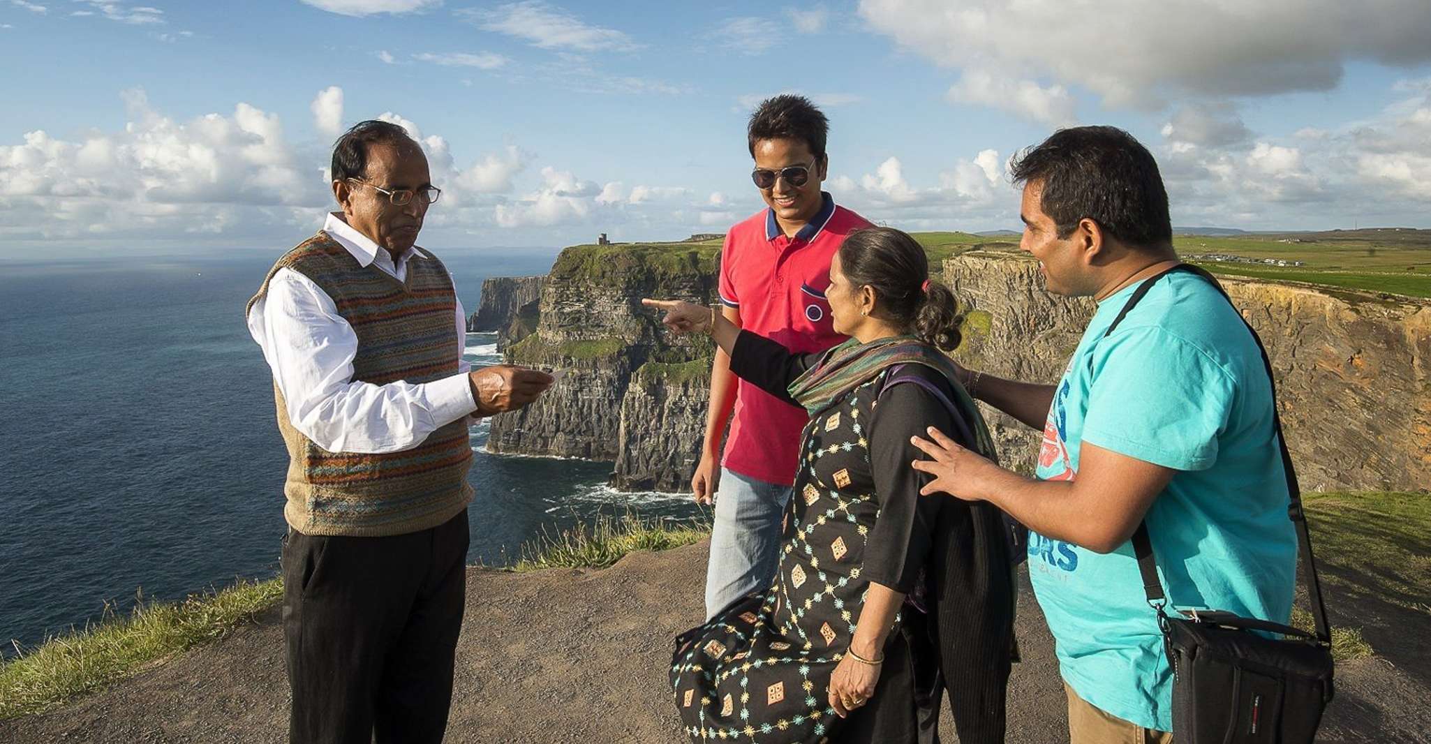 From Limerick, Full-Day Guided Tour of Cliffs of Moher - Housity