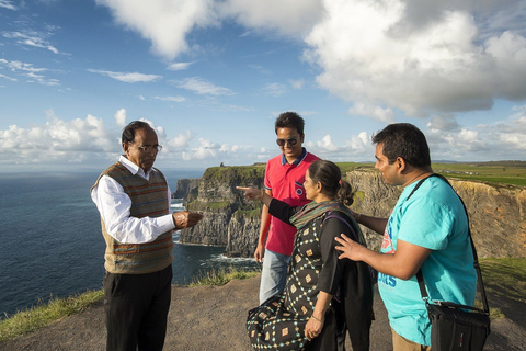 From Limerick: Full-Day Guided Tour of Cliffs of Moher