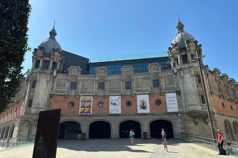 Bilbao: Private guided visit in Italian with a historian