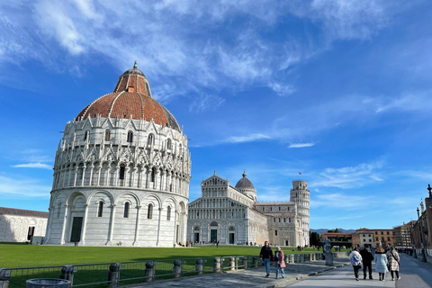 La Spezia en Pisa: Trein &quot;Golfo dei Poeti&quot; en bustour