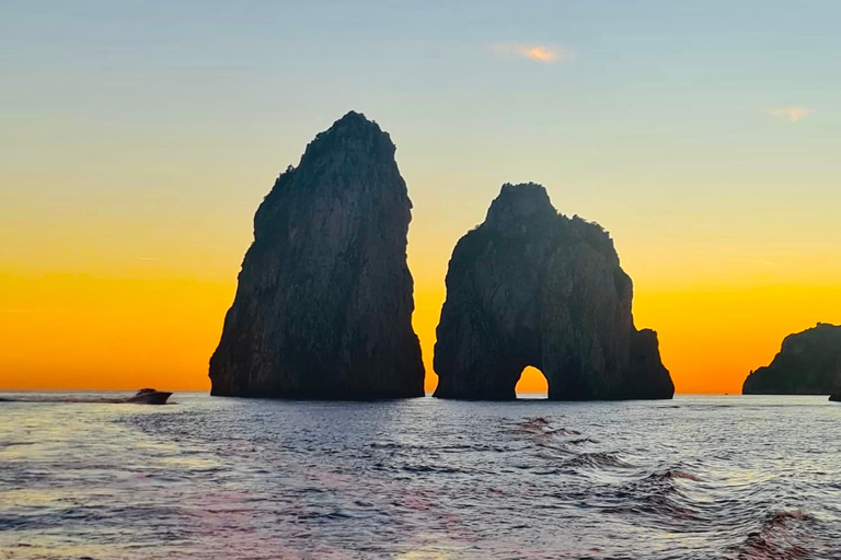 Prive zonsondergang in Capri vanuit Sorrento