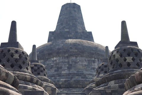 Yogyakarta: Borobudur sunrise,guarantee climb-up& Prambanan Borobudur Sunrise sharing Tour Without Ticket