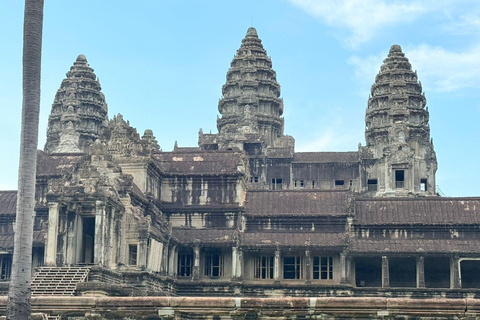 Siem Reap: Angkor Wat, Angkor Thom, and Ta Prohm Tour