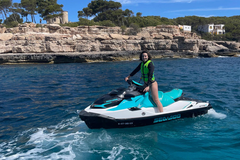 MALLORCA: JETSKIFAHRT NACH CALA MONDRAGÓ, CALA D&#039;ORMALLORCA: JETSKITOUR NACH CALA MONDRAGÓ, CALA D&#039;OR
