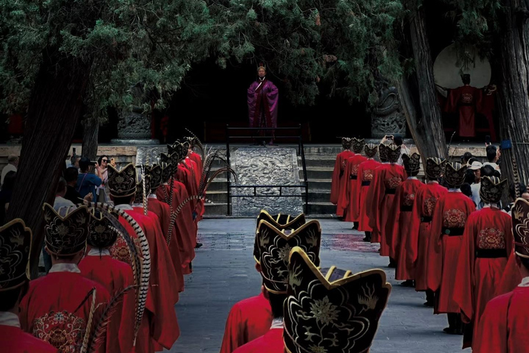 Von Jinan nach Qufu: Konfuzius-Tempel, Herrenhaus, Friedhof und MuseumGuide für Spanisch, Französisch, Russisch, Japanisch oder Koreanisch