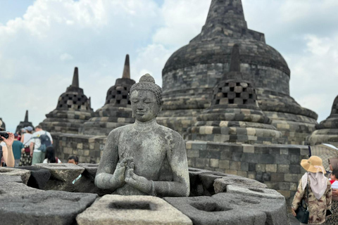 Yogyakarta: Borobudur Sunrise VIP and Prambanan Culture Tour Borobudur VIP and Prambanan Culture Tour (Without Sunrise)