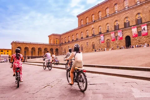 Florens: Stadsvandring med E-Bike med stopp vid Piazzale Michelangelo