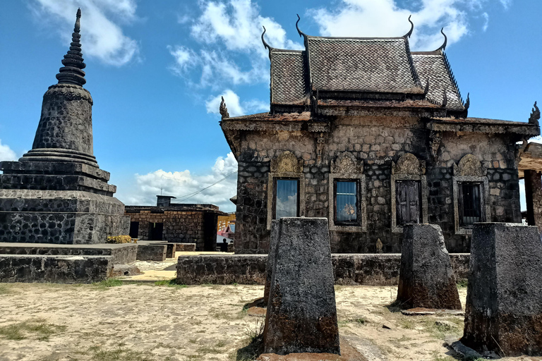 Bokor mountain, Pepper plantation and Man-made lake