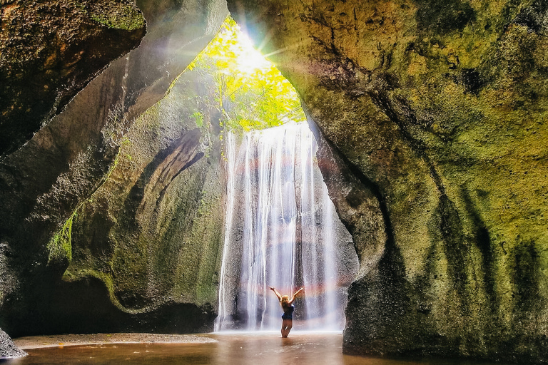 Ubud: tour de las epectaculares cascadasTour de cascadas con arrozal y columpio en la selva