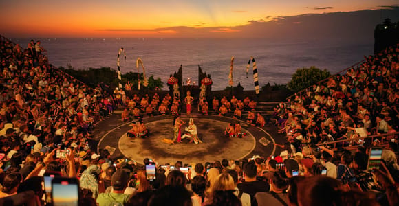 Bali: Uluwatu Temple Tour with Sunset Kecak Fire Dance