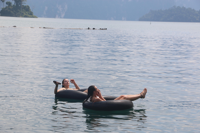 Khao Lak: Passeio de rafting em bambu no lago e no rio Khao Sok