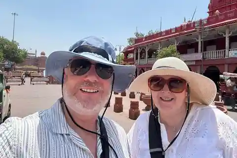 Deli: Visita de Tuk Tuk com a Mesquita de Jama, o Templo de Lótus e a Porta da Índia