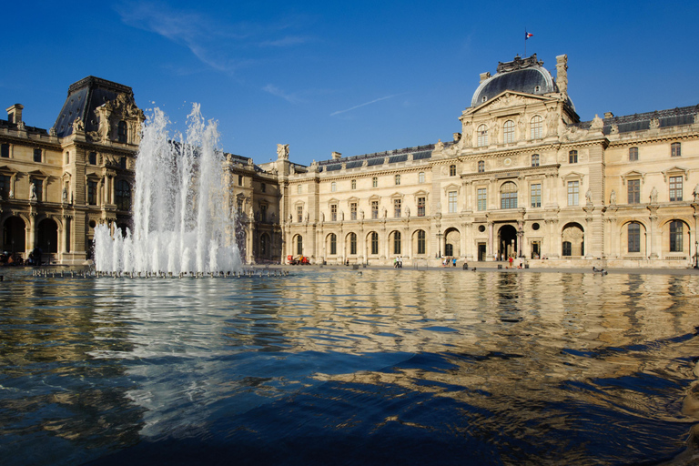 Louvre Museum Guided Tour with Skip the Line Entry Small Group Semi Private guided tour