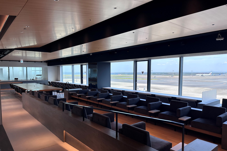 Tokio: salonik na międzynarodowym lotnisku Haneda By DragonPassT2 Krajowy DEP i międzynarodowy DEP: Power Lounge Premium