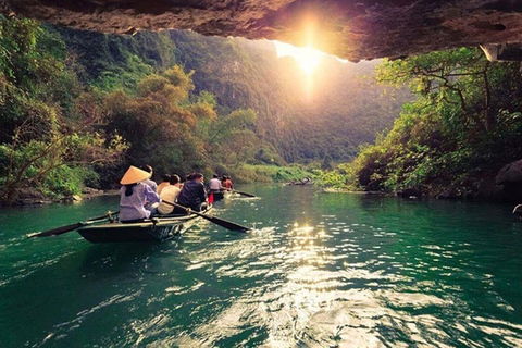 Hanoi: Ninh Binh Day Trip with Boat Ride and Lunch