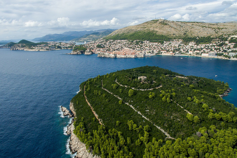 Dubrovnik: tour a pie Desembarco del Rey y Trono de HierroDubrovnik: recorrido a pie por el desembarco del rey y el trono de hierro