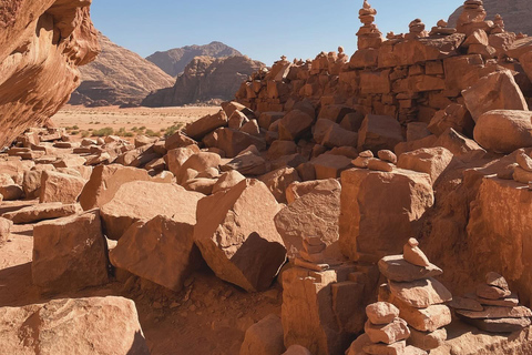 Wadi Rum: Wycieczka jeepem i jedna noc pod gwiazdamiJedna noc pod gwiazdami