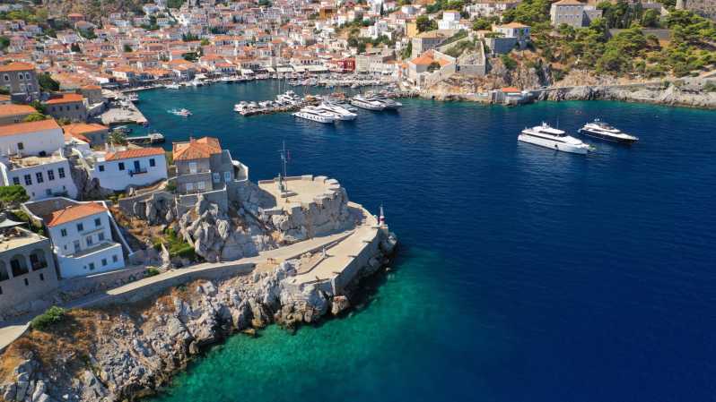 Athènes : Croisière quotidienne privée en yacht vers Spetses et Porto Heli