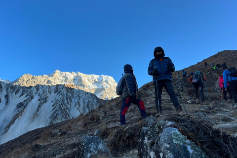 Excursión de 6 días a Gosaikunda: Una aventura en el HimalayaExcursión de 6 días a Gosaikunda: Una aventura en el Himalaya&quot;