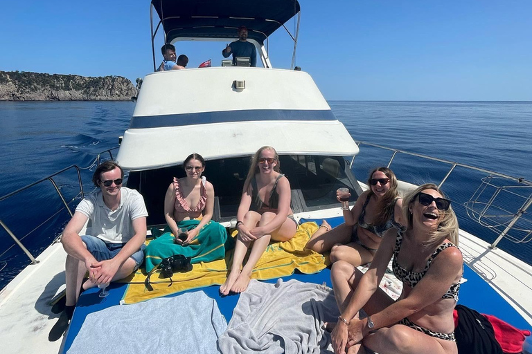 4hr Boat Alcudia, Mallorca Snorkel, SUP, Drinks & Snacks