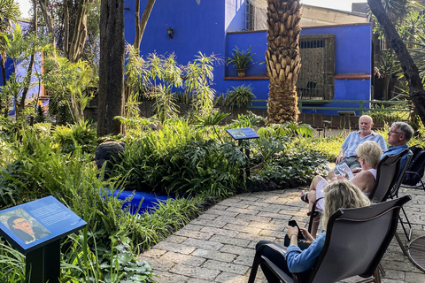 CDMX: Tour of Xochimilco and Coyoacán with option to visit the Frida Kahlo Museum Shared tour with visit to the Frida Kahlo Museum and traditional lunch