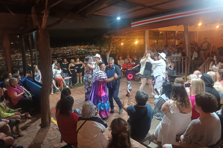 San José: Folklore Show and Buffet Dinner