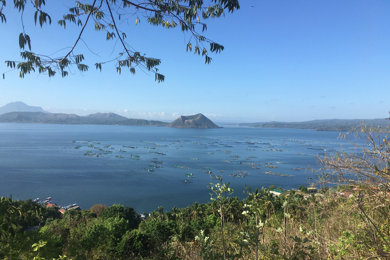 Volcán Taal Activo y Playa con Excursión a Cabaña FlotanteDesde Manila: Volcán Taal y Playa con Comida Flotante