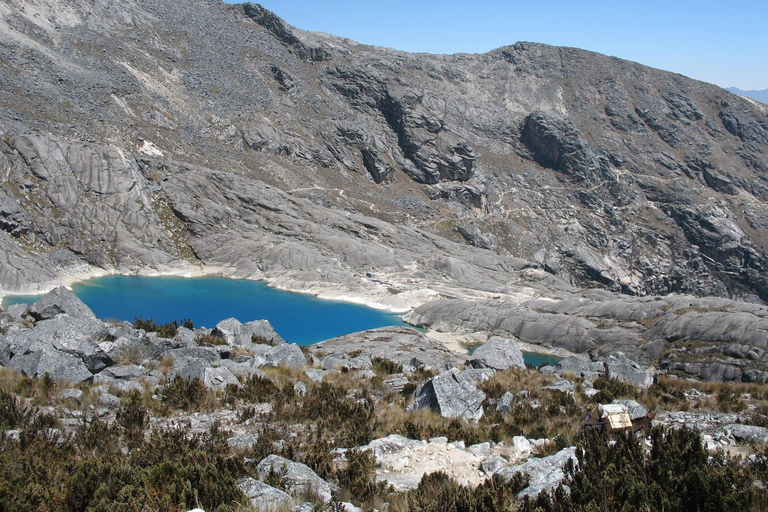 Huaraz: Laguna Churup visiting the wonderful lake