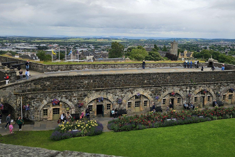 Glasgow: Stirling Castle & Falkirk Wheel Voyage