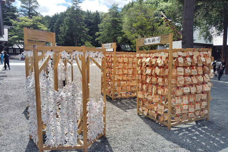 Sapporo: Wycieczka po świątyniach Hokkaido z rytuałami, historią i słodyczami