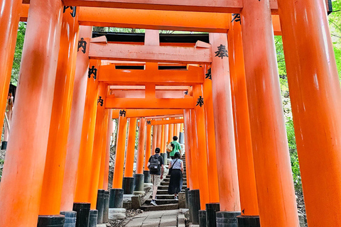 Kyoto : Fushimi Inari Taisha : visite guidée à piedVisite en petit groupe - 2 heures de visite