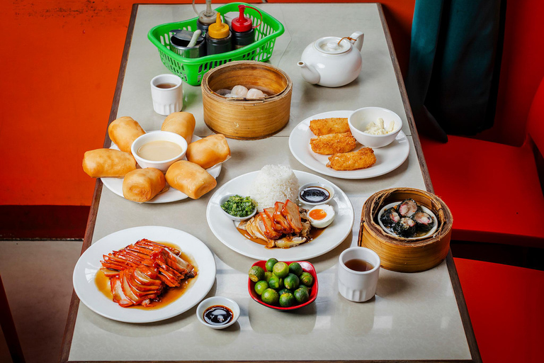 Manila Meals Food Tour with 15+ Tastings