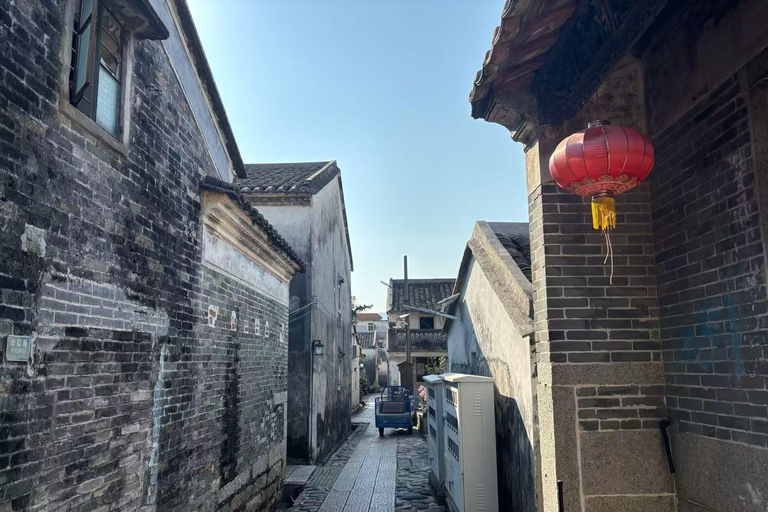 Shenzhen 2 Days Tour: Inside Shenzhen Tech + Dapeng Fortress