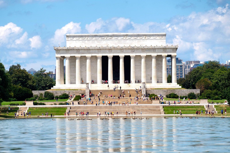 Washington DC: Private Tour with Luxury Vehicle Washington DC Private Tour