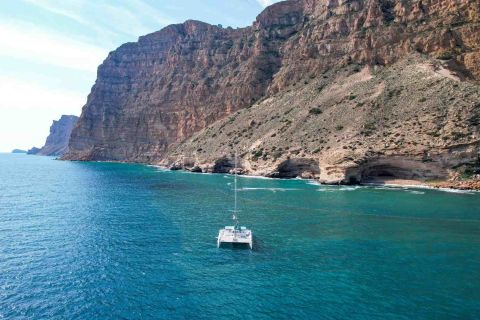 Altea: Catamaran Tour to Serra Gelada