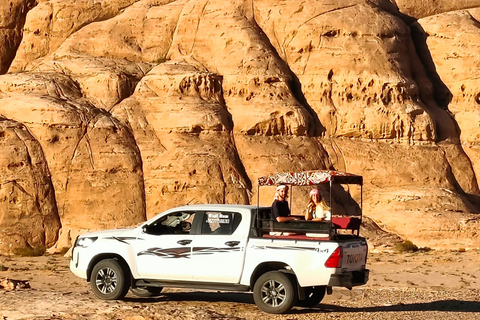 Wadi Rum: Nomadic Survival Skills, Sunset & Zarb Dinner