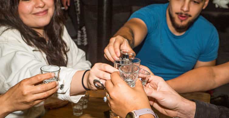 Mexico City: Tacos & Mezcal Night Food Tour photo 14