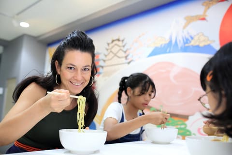 Osaka Castle Area Ramen-Making Experience with Souvenir - Image 2