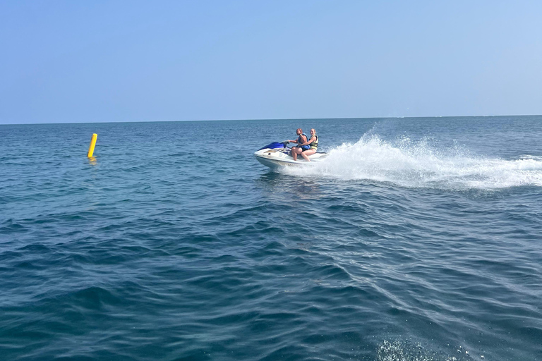 Djerba: excursión en moto acuática de 1h30 con baño impresionante.Djerba: Excursión en moto acuática de 1 hora y media con baño impresionante