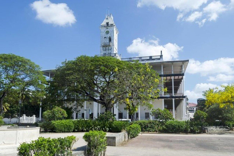 THE CITY TOUR STONE TOWN The city tour stone town