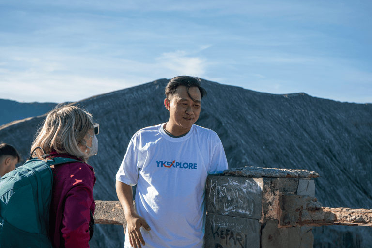 De Bali: Cachoeira Bromo Tumpaksewu - Tour guiado compartilhado